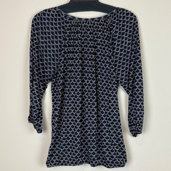 Michael Michael Kors Black with White Scalloped Print 3/4 Sleeves Blouse; Size M - Picture 6 of 10
